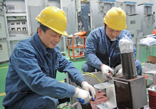 祥業(yè)電氣加快重點(diǎn)項(xiàng)目工程建設(shè)